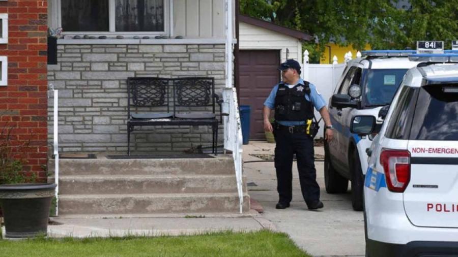 Le ofrecen ropa de bebé y es asesinada