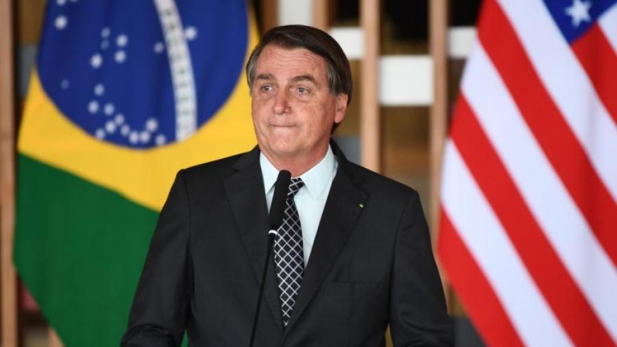 Reafirma Bolsonaro que no será obligatoria la vacuna y el pasaporte sanitario