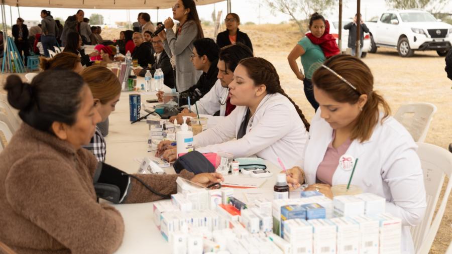 Agradecen familias por acercar programas y servicios con DIF en Tu Colonia
