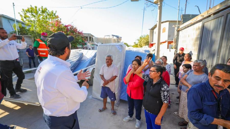 Llevó el Alcalde Carlos Peña Ortiz porgrama emergente del Municipio a la colonia Roma