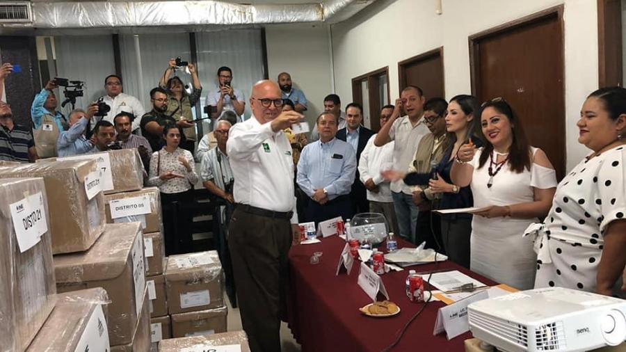 Partidos que no regresen listas nominales serán sancionados 