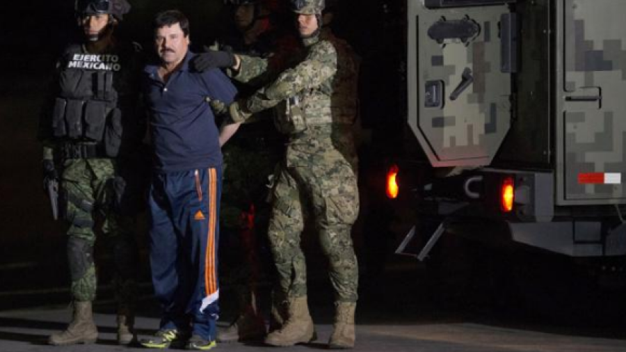Policía acusado de participar en fuga de “El Chapo” es liberado