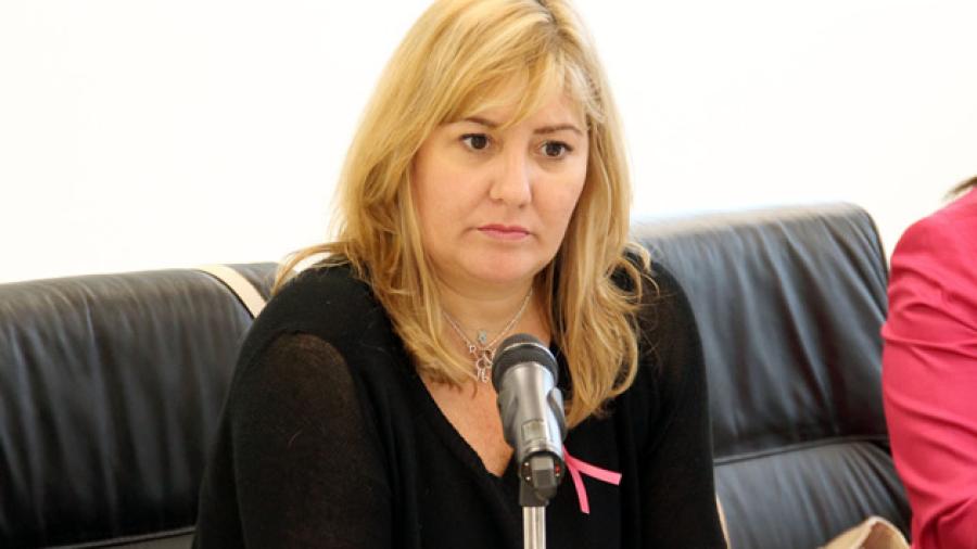 Rosa Muela realiza recorrido en el rodante de la colonia Lauro Aguirre