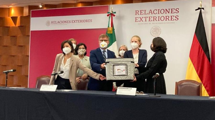 Alemania dona pruebas PCR a México 