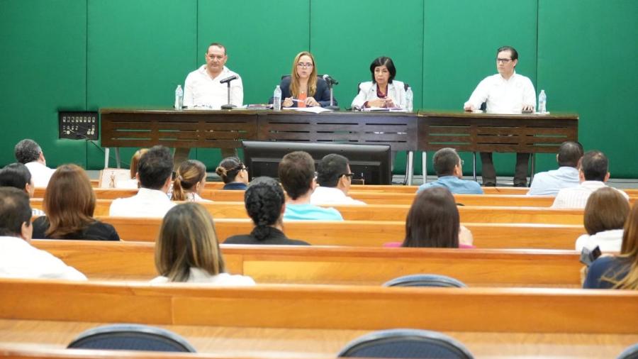 Actualiza la UAT a su personal administrativo en materia de normatividad y rendición de cuentas
