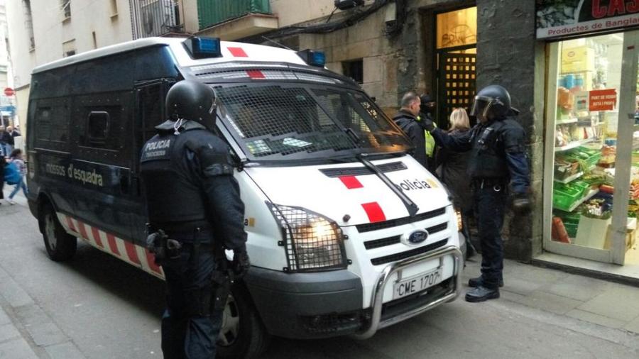 Barcelona lanza a las calles a mil agentes contra el narco