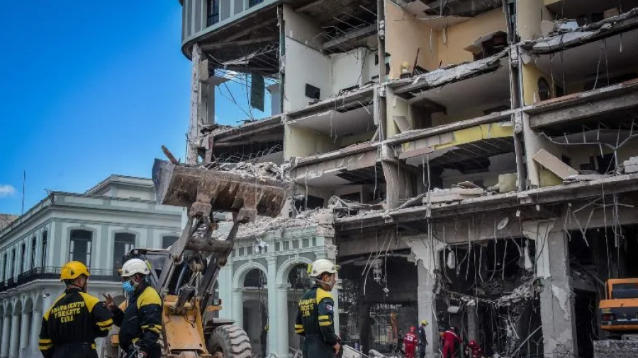 Se eleva a 35 los fallecidos en la explosión del Hotel en Cuba 