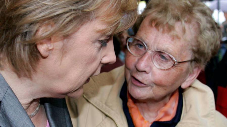 Gobierno Alemán confirma muerte de madre de Angela Merkel