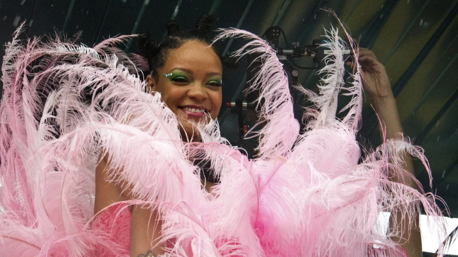 El look de Rihanna para el Carnaval de Barbados