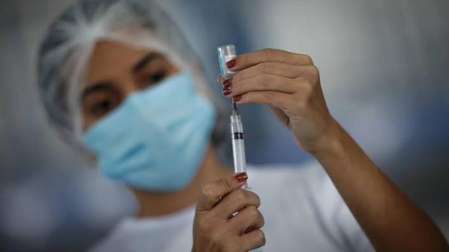 Reportan primera muerte relacionada con la vacuna AstraZeneca contra Covid en Canadá