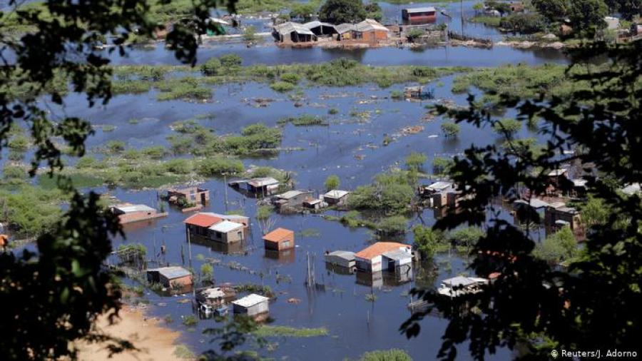 Mantienen ayuda a damnificados por desborde del río Paraguay
