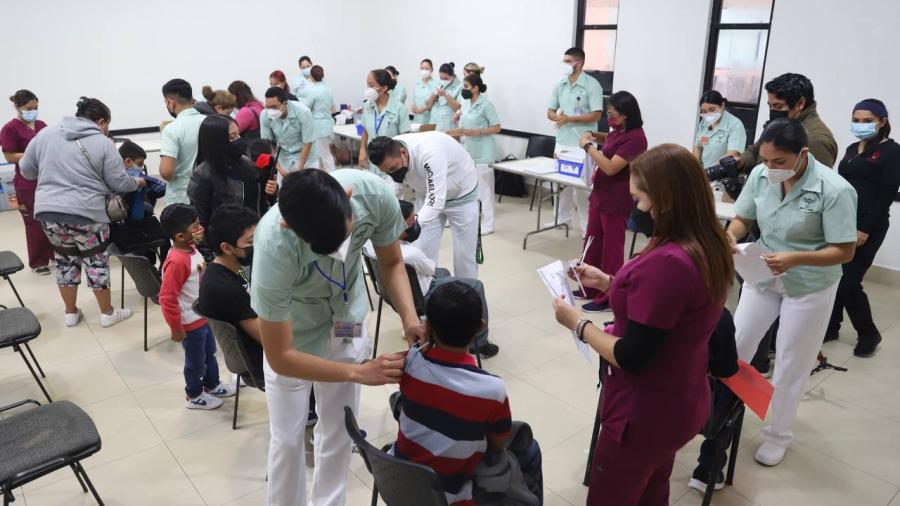 Arranca vacunaci&oacute;n contra VPH que beneficiar&aacute; ni&ntilde;os y ni&ntilde;as neolaredenses 