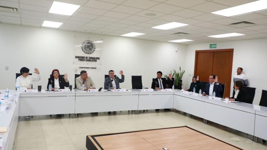 Comisiones aprueban reformas a la Constitución y a la Ley del Notariado en materia de régimen disciplinario