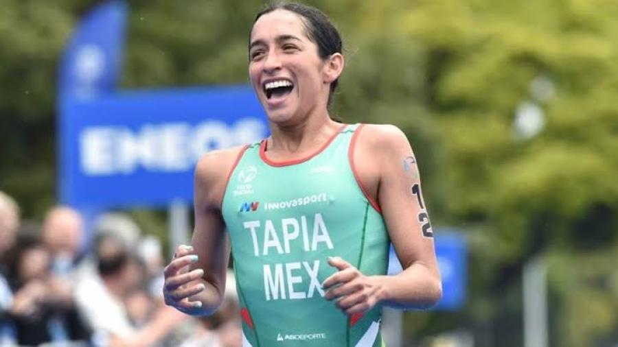 Rosa María Tapia gana plata en Serie Mundial de Triatlón en Japón