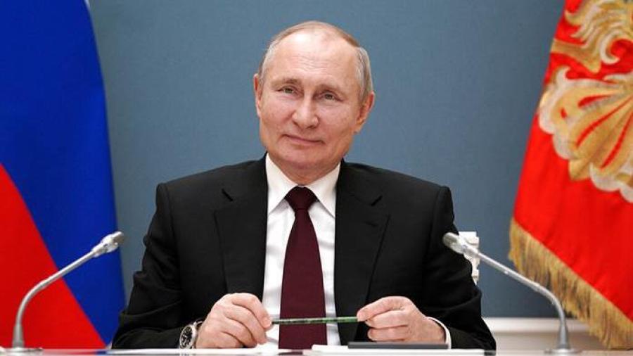Vladimir Putin promulga ley que le permitirá permanecer  en el Kremlin hasta 2036