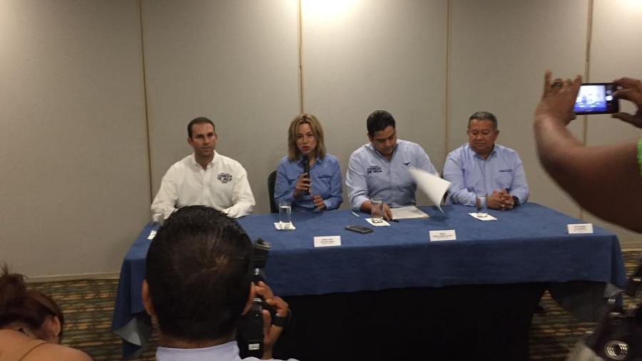 Apoyar ingreso b&aacute;sico universal, propuesta de senadores del PAN