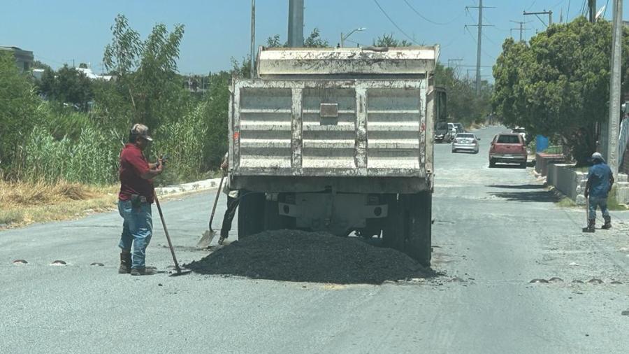 Aplica Gobierno de Reynosa asfalto donado por Pemex 