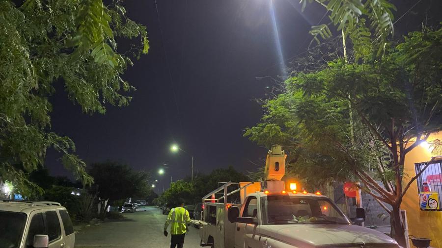 Brilla Reynosa con Imparable rehabilitación del alumbrado público 