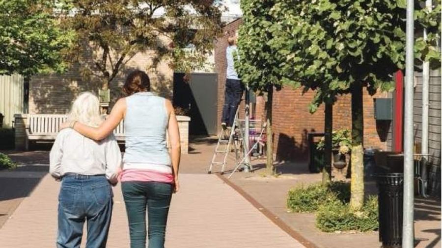 Hogeweyk, ciudad hecha para pacientes con demencia