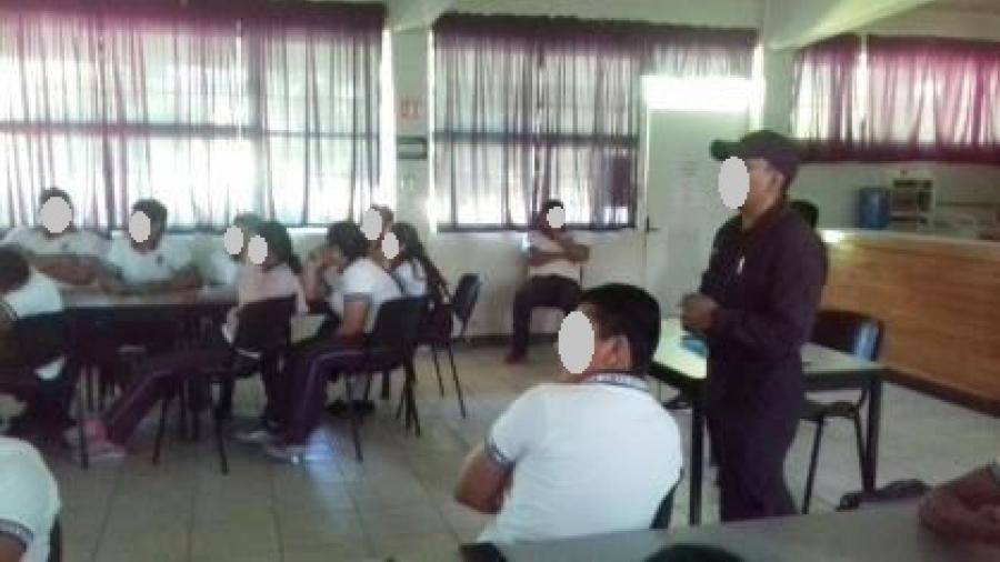 Imparten policías en escuelas conferencias sobre “Acoso sexual”