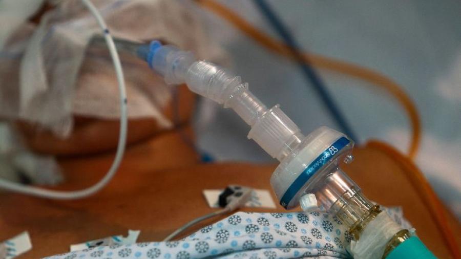 Paciente con Covid-19 mata a otro porque el ruido del respirador le molestaba