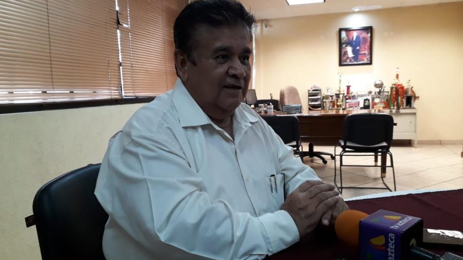 Otorgan escrituras al CBTIS 105, tras cuatro décadas de haberse fundado.