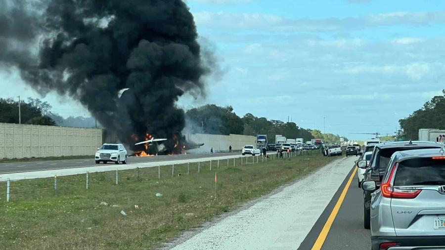 Al menos dos muertos tras estrellarse una avioneta en una carretera de Florida