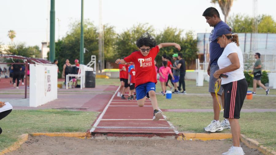 Abren inscripciones para el campamento de verano 2025 en la unidad deportiva Benito Juárez