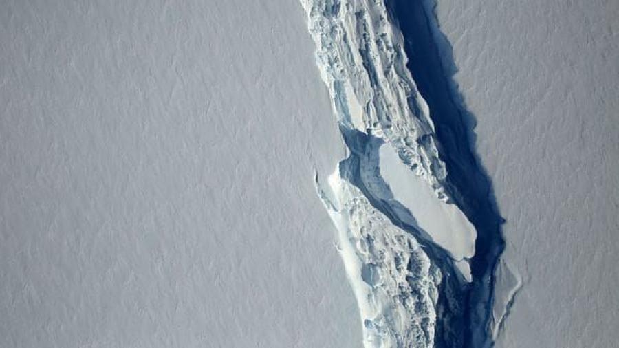 En la Antártida se desprende el iceberg más grande de la historia