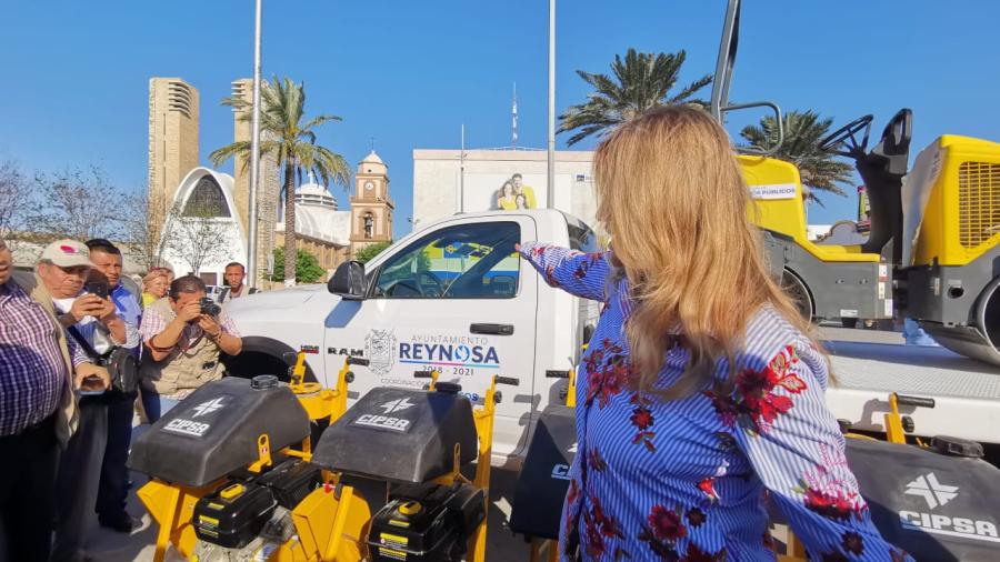 Entrega Ayuntamiento, equipo de trabajo y maquinaria a dependencias municipales