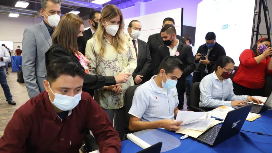 Aporta Gobierno Municipal más de 350 MDP en Becas