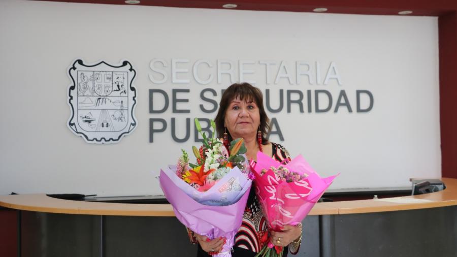 Tras 54 años de servicio, despide SSPT a empleada con mayor antigüedad