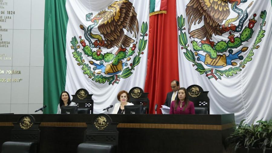 Obliga Congreso a que se garanticen lugares en  el transporte público para grupos vulnerables 