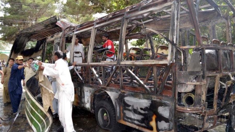 Accidente de autobús en Pakistán deja 25 personas muertas
