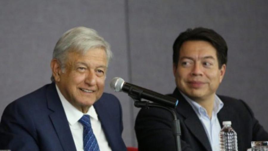 900 invitados a toma de AMLO