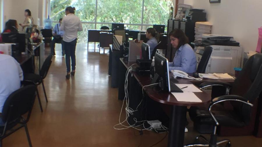 Personal de confianza es evaluado para determinar su continuidad