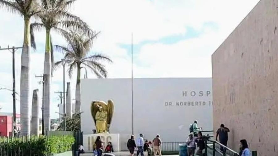 Elevador del IMSS en Matamoros se desploma desde el tercer piso