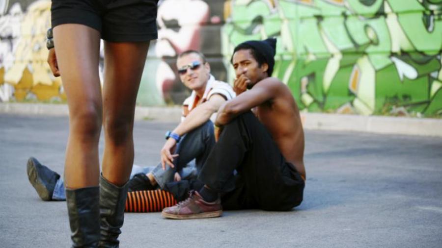 Francia impondrá multas a acosadores callejeros