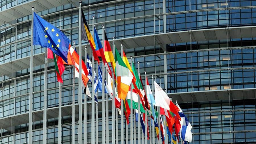 UE abrirá centros de recepción a migrantes