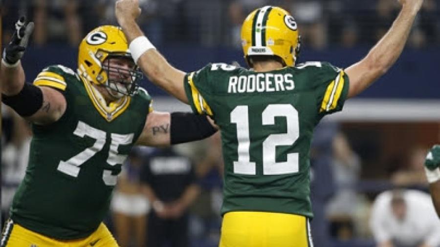 Mariscal Rodgers lleva a Empacadores a triunfo 24-23 sobre Osos en NFL