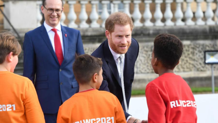 Príncipe Harry acude a su último compromiso como parte de la realeza británica
