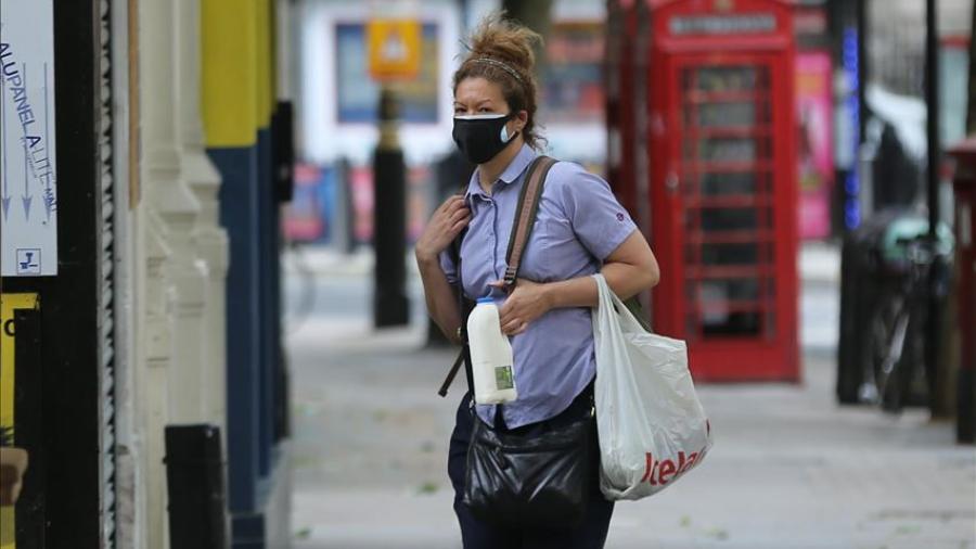 Por segunda ola de contagios, Reino Unido anuncia nuevas restricciones 