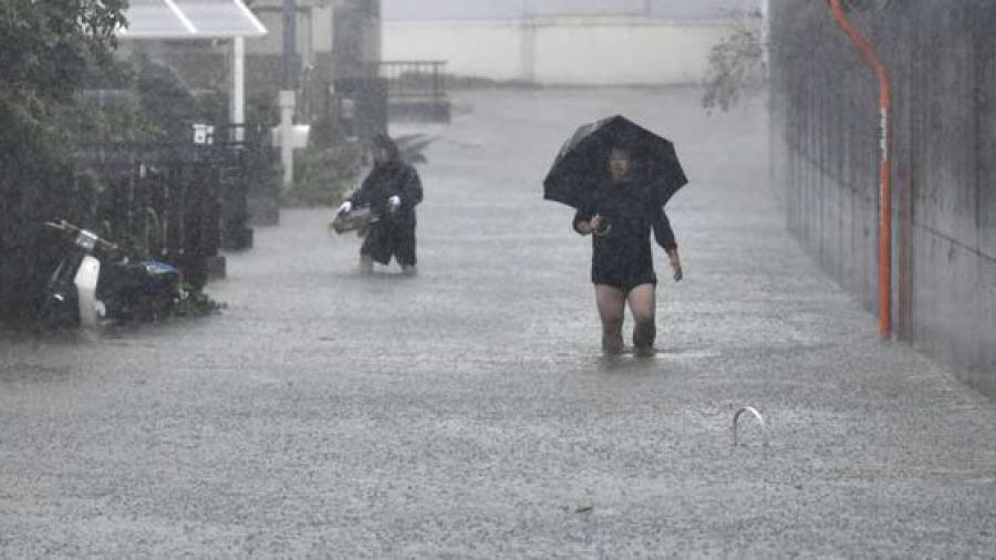 Aumenta a 56 cifra de muertos por paso de tifón Hagibis en Japón