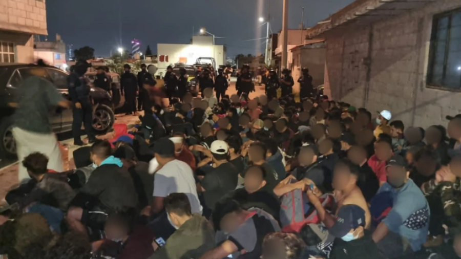 Rescata INM a 223 migrantes en Puebla 