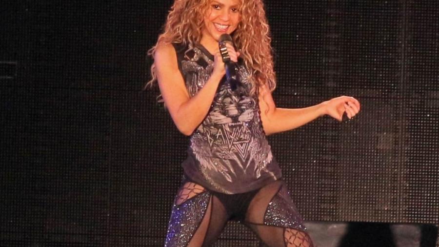 "No fue culpa tuya" publica Shakira en Twitter 