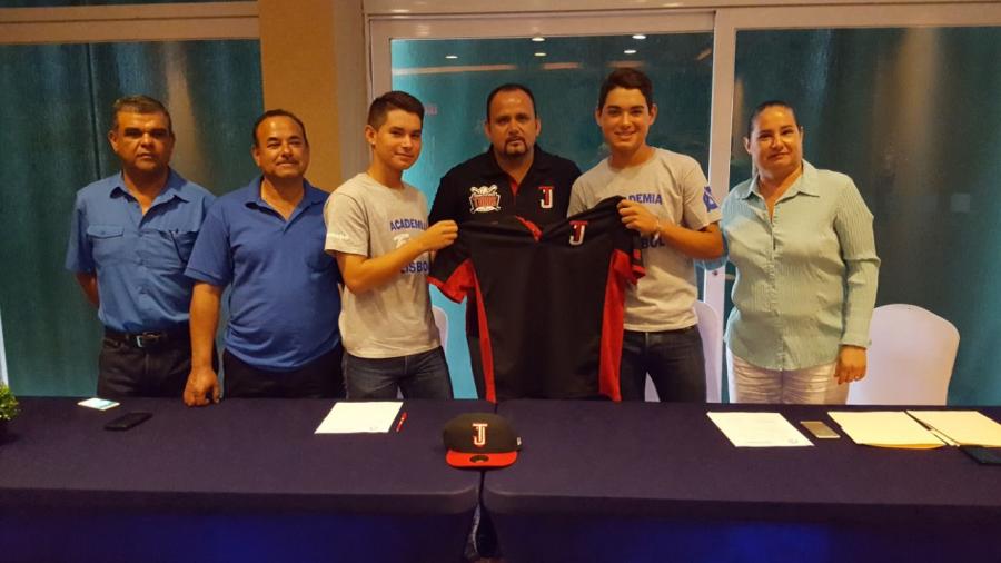 Beisbolistas de Reynosa firman con Toros de Tijuana
