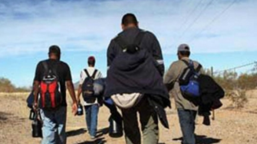 Deporta EU entre 400 y 500 mexicanos al día