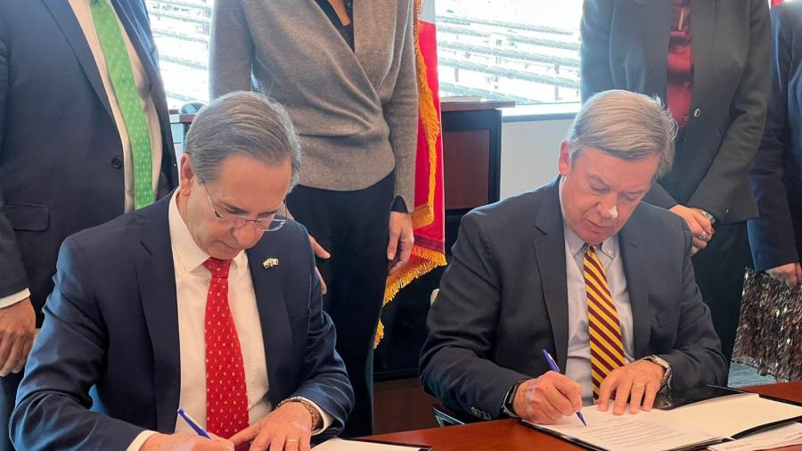 Tamaulipas impulsar&aacute; con Gobierno de M&eacute;xico y Universidad de Arizona industria de semiconductores