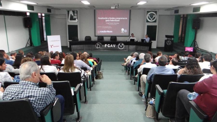 Capacitan a Órganos Internos de Control en temas de: “Fiscalización a Fondos y Programas de Gasto Federalizado”