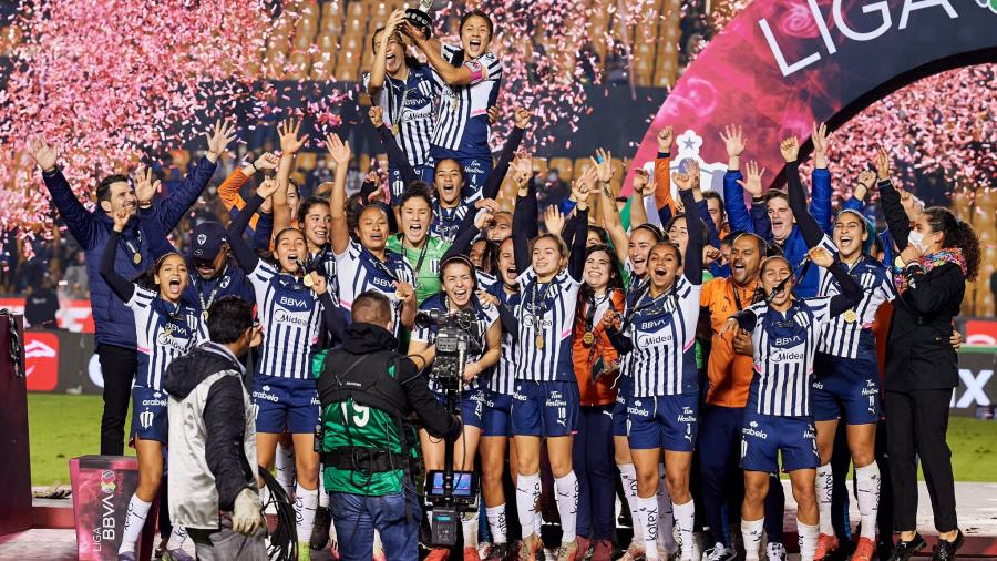La Liga Mx Femenil ya cuenta con una nueva campeona. Se trata de las Rayadas 